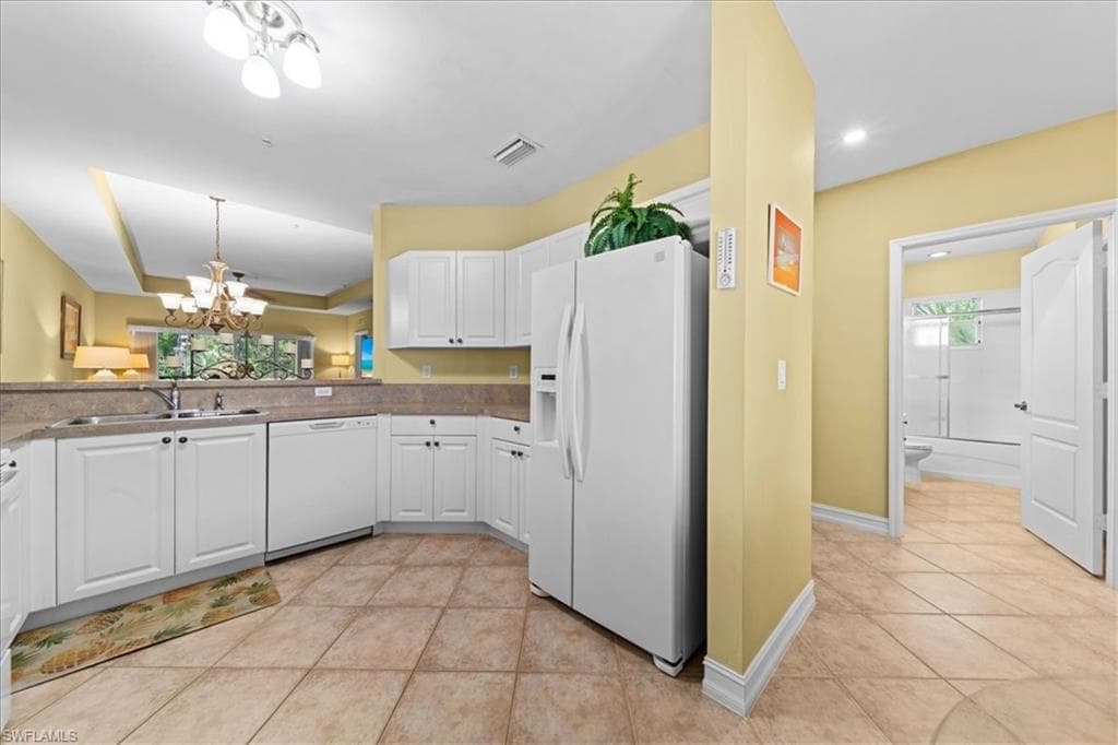 7815 Regal Heron CIR # 306, NAPLES FL 34104-11