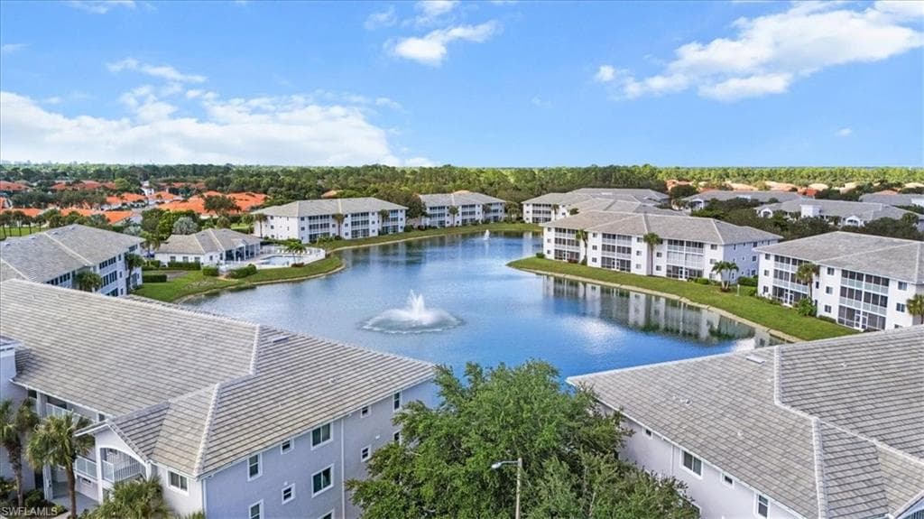 7815 Regal Heron CIR # 306, NAPLES FL 34104-30