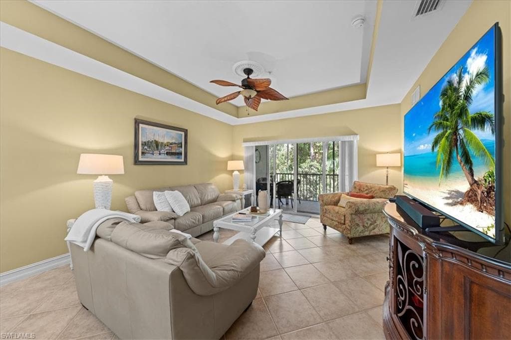 7815 Regal Heron CIR # 306, NAPLES FL 34104-7