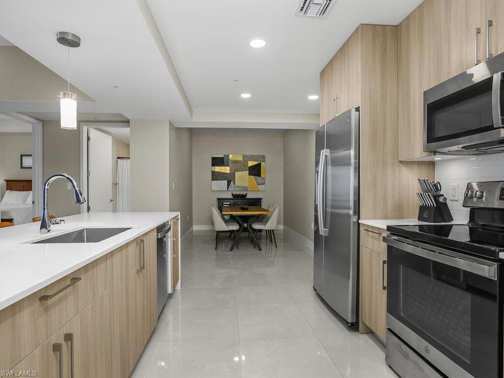 26600 Rosewood Pointe DR # B309, BONITA SPRINGS FL 34135-4