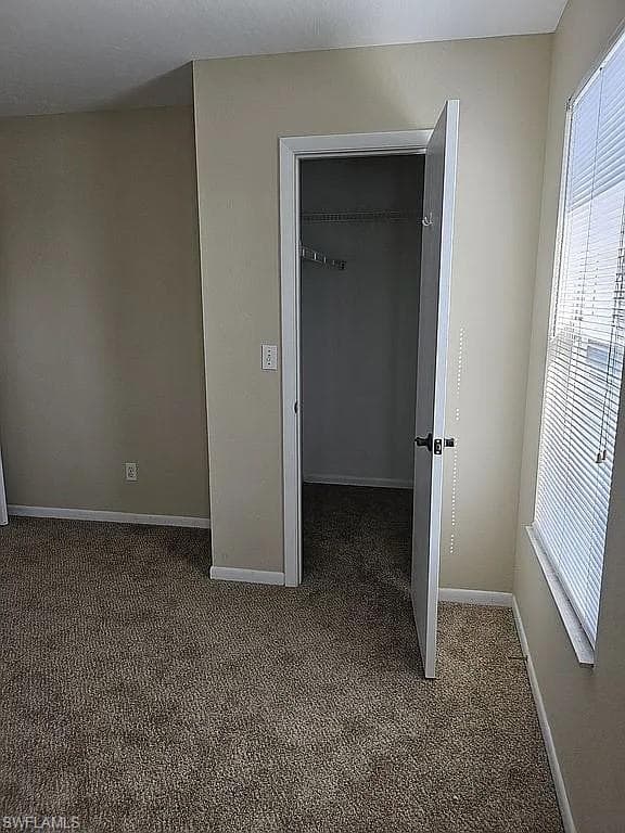 6123 Lake Front DR, FORT MYERS FL 33908-13