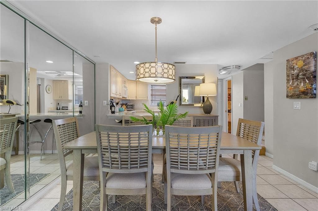 4531 Bay Beach LN # 334, FORT MYERS BEACH FL 33931-11