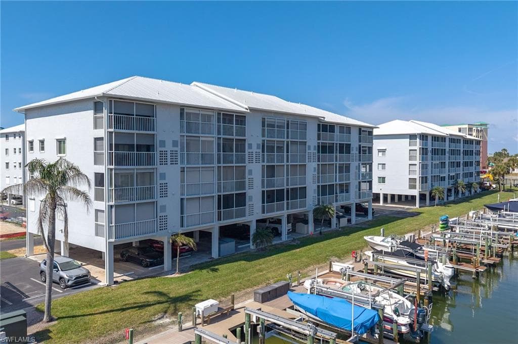 4531 Bay Beach LN # 334, FORT MYERS BEACH FL 33931-28