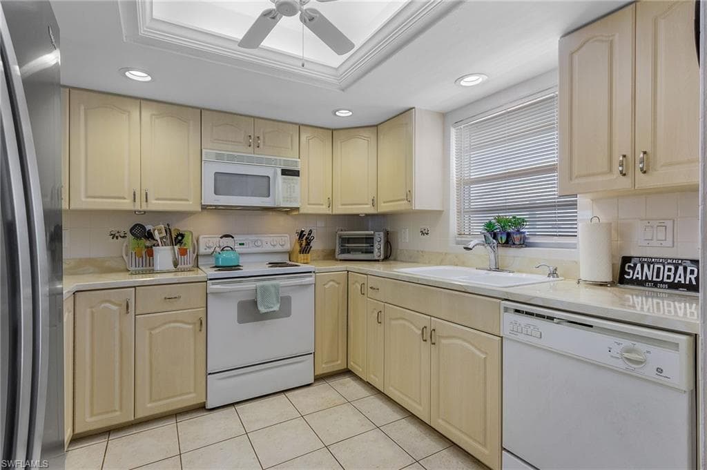 4531 Bay Beach LN # 334, FORT MYERS BEACH FL 33931-7