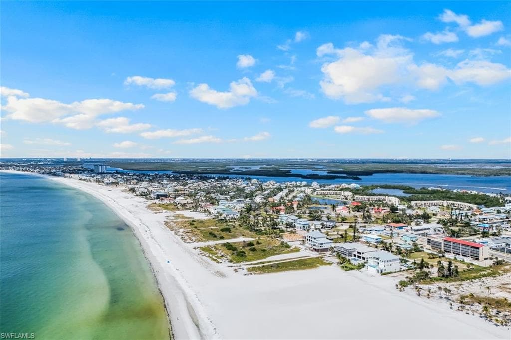 6145 Court ST, FORT MYERS BEACH FL 33931-5