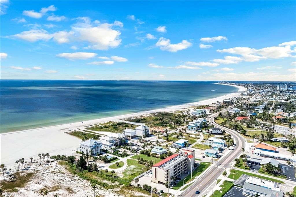 6145 Court ST, FORT MYERS BEACH FL 33931-9