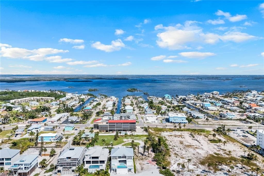 6145 Court ST, FORT MYERS BEACH FL 33931-14