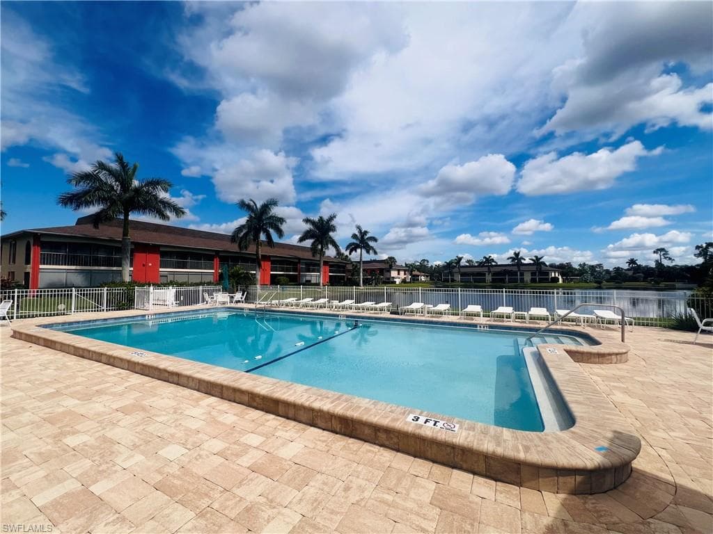 332 Charlemagne BLVD # H103, NAPLES FL 34112-20