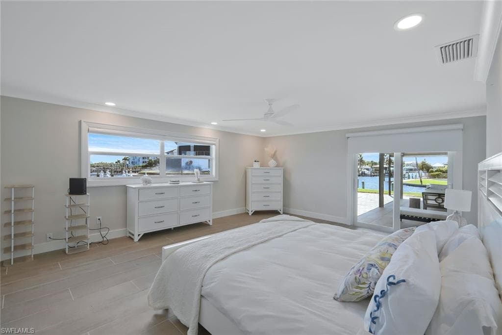 5596 Avenida Pescadora, FORT MYERS BEACH FL 33931-15