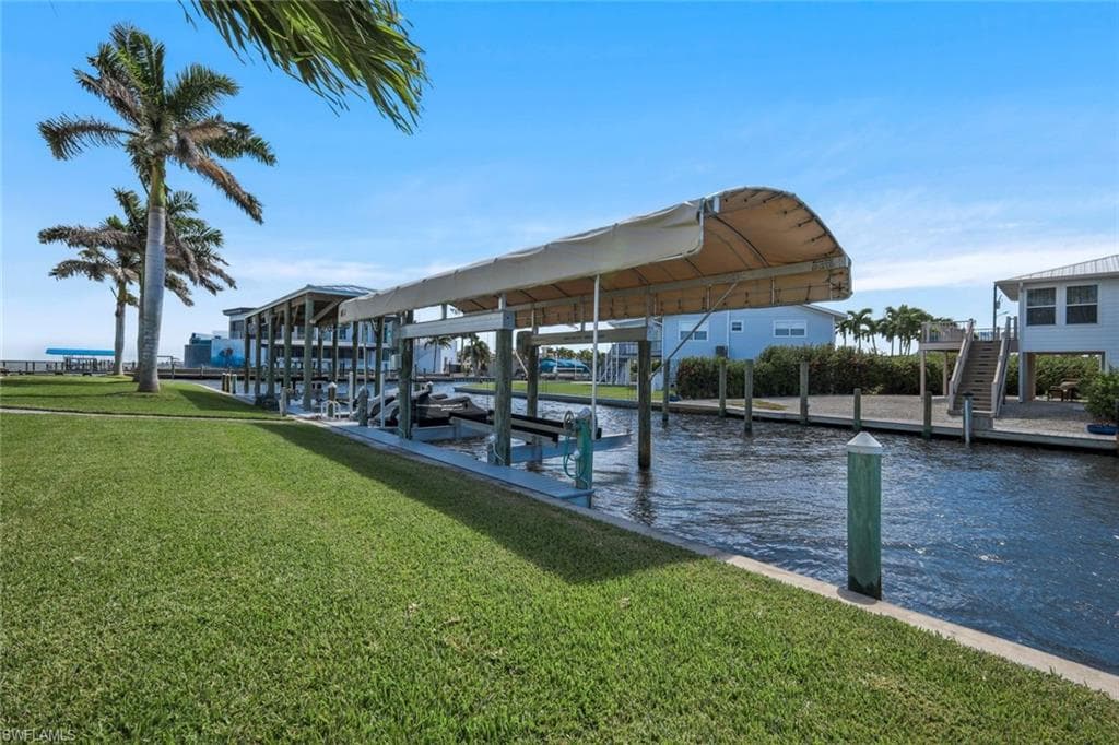 5596 Avenida Pescadora, FORT MYERS BEACH FL 33931-33