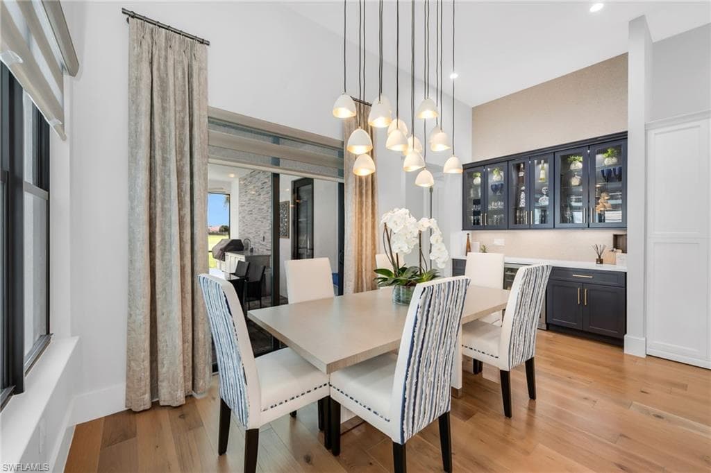 11728 Lady Anne CIR, CAPE CORAL FL 33991-4