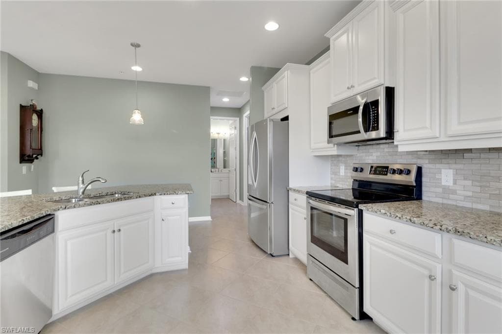 26233 Palace LN # 201, BONITA SPRINGS FL 34135-6