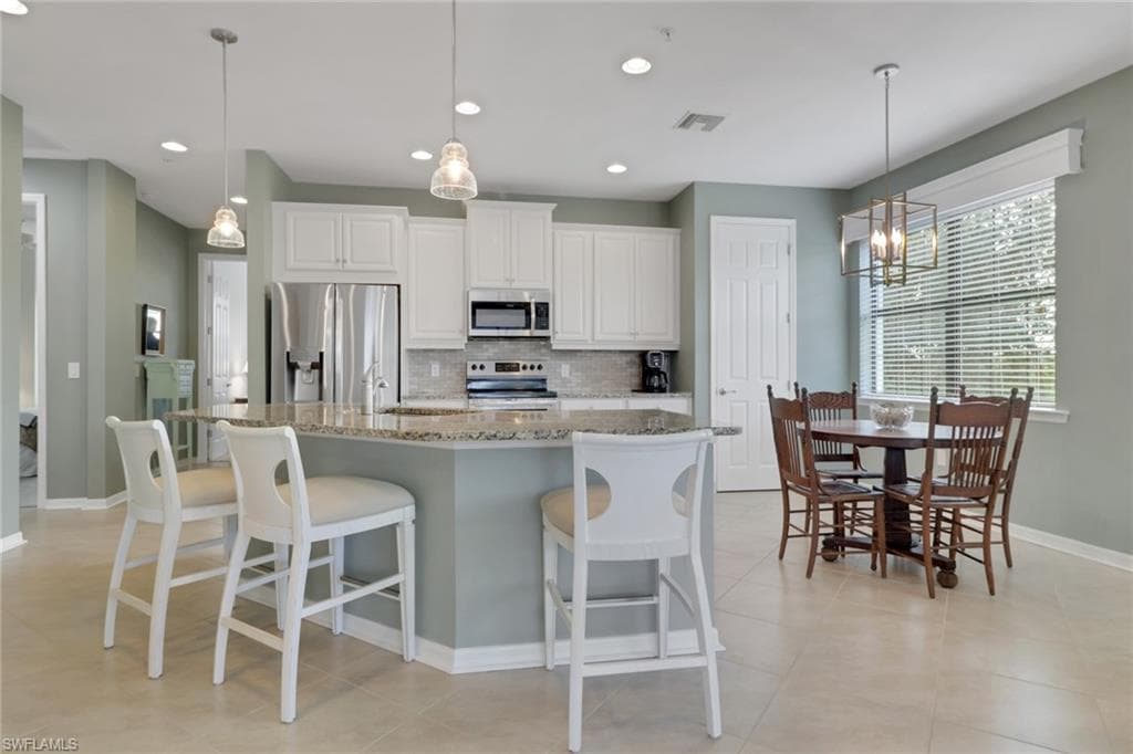 26233 Palace LN # 201, BONITA SPRINGS FL 34135-4