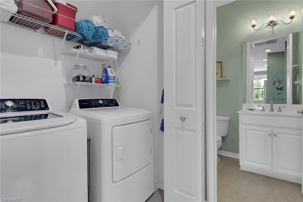 26233 Palace LN # 201, BONITA SPRINGS FL 34135-23