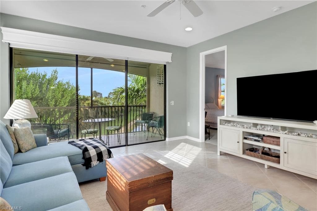 26233 Palace LN # 201, BONITA SPRINGS FL 34135-10