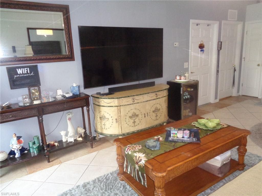 814 Rocaille AVE-17