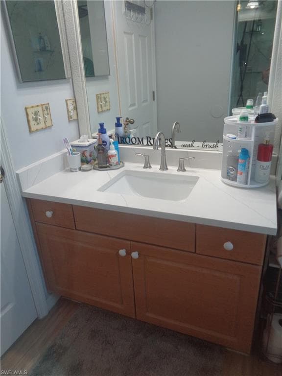 814 Rocaille AVE-36