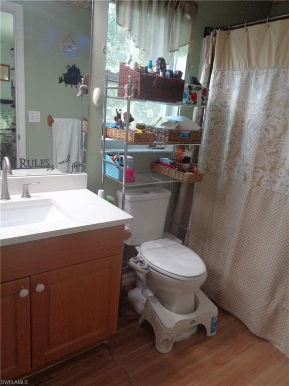 814 Rocaille AVE-32