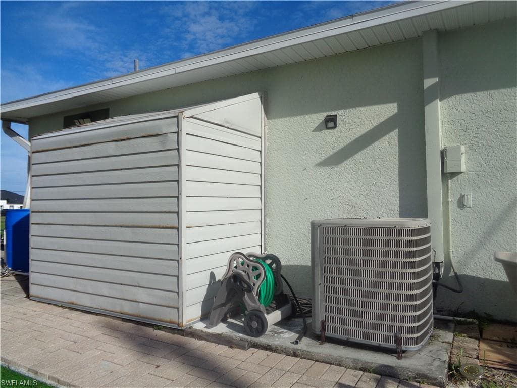 814 Rocaille AVE-49