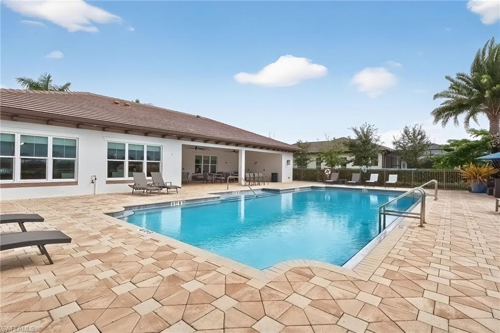 3671 Sapphire Cove CIR, NAPLES FL 34114-34