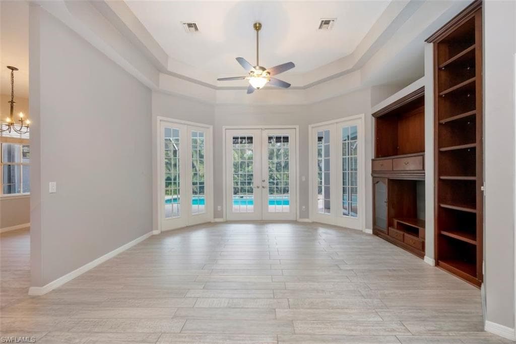 496 Raven WAY, NAPLES FL 34110-4