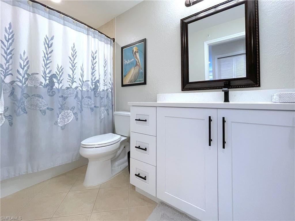11001 Gulf Reflections DR # 105, FORT MYERS FL 33908-21