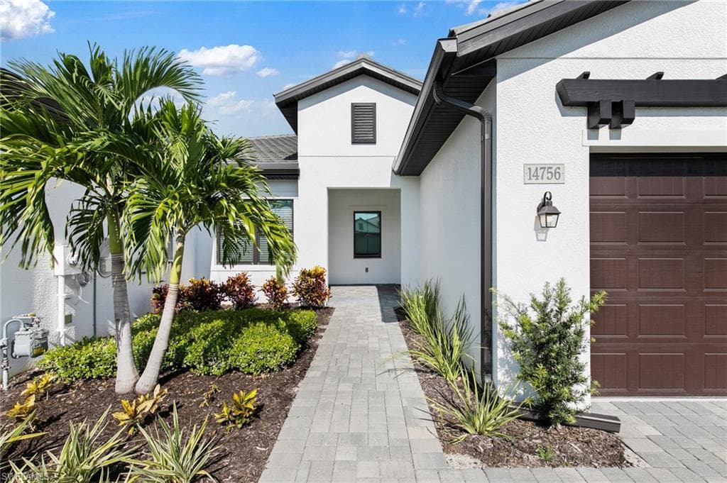 14756 Kingfisher LOOP, NAPLES FL 34120-1