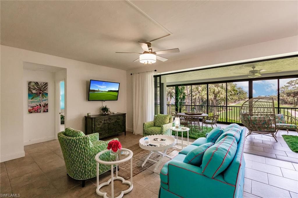 22 Cypress View DR # 22, NAPLES FL 34113-5