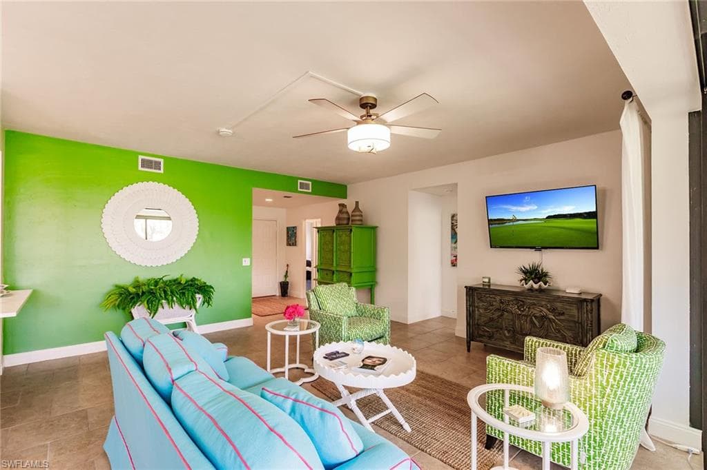 22 Cypress View DR # 22, NAPLES FL 34113-3