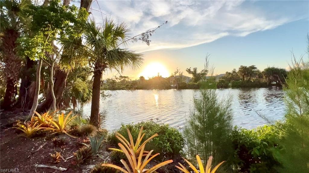 1390 Middle Gulf DR, SANIBEL FL 33957-4