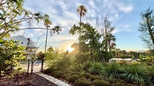 1390 Middle Gulf DR, SANIBEL FL 33957-36