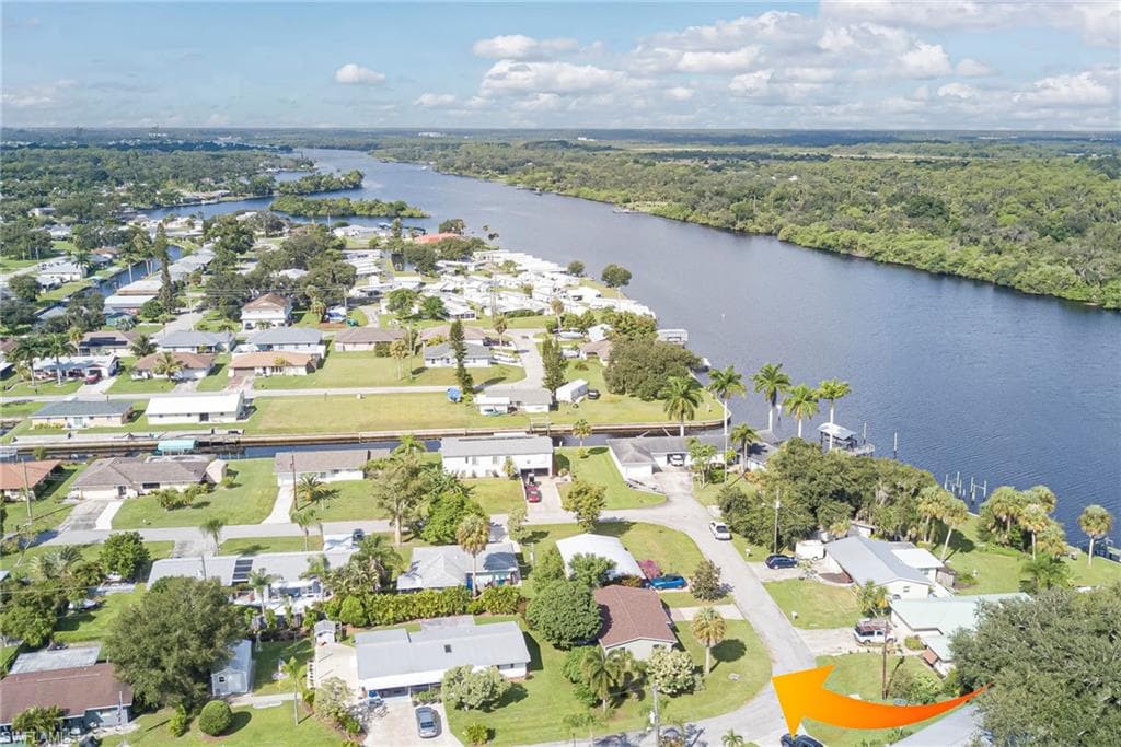 15083 Buckeye DR, FORT MYERS FL 33905-26