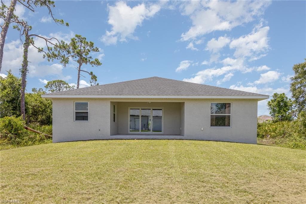 126 Glades DR, ROTONDA WEST FL 33947-27