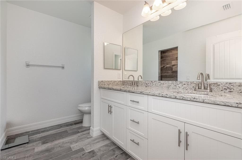 126 Glades DR, ROTONDA WEST FL 33947-23