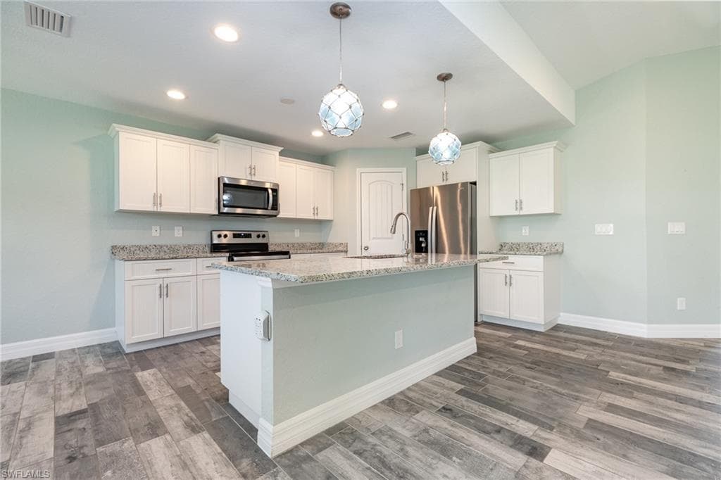 126 Glades DR, ROTONDA WEST FL 33947-10