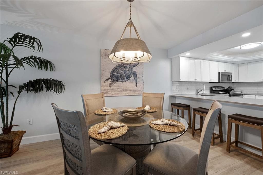 26000 Hickory BLVD # 805, BONITA SPRINGS FL 34134-12