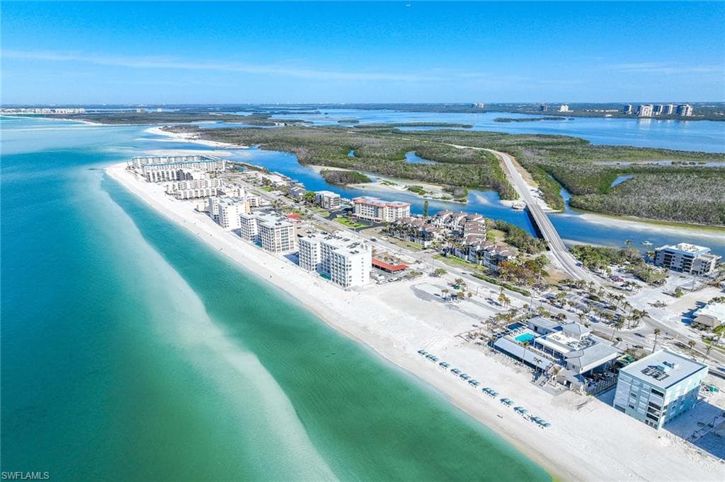 26000 Hickory BLVD # 805, BONITA SPRINGS FL 34134-29