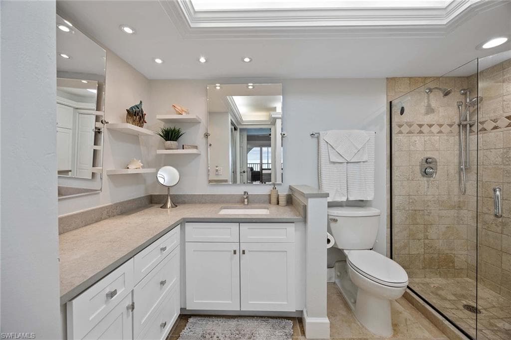 26000 Hickory BLVD # 805, BONITA SPRINGS FL 34134-18