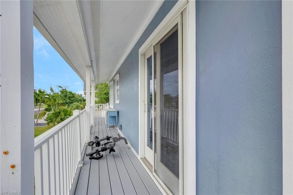 245 Bahia VIA, FORT MYERS BEACH FL 33931-35