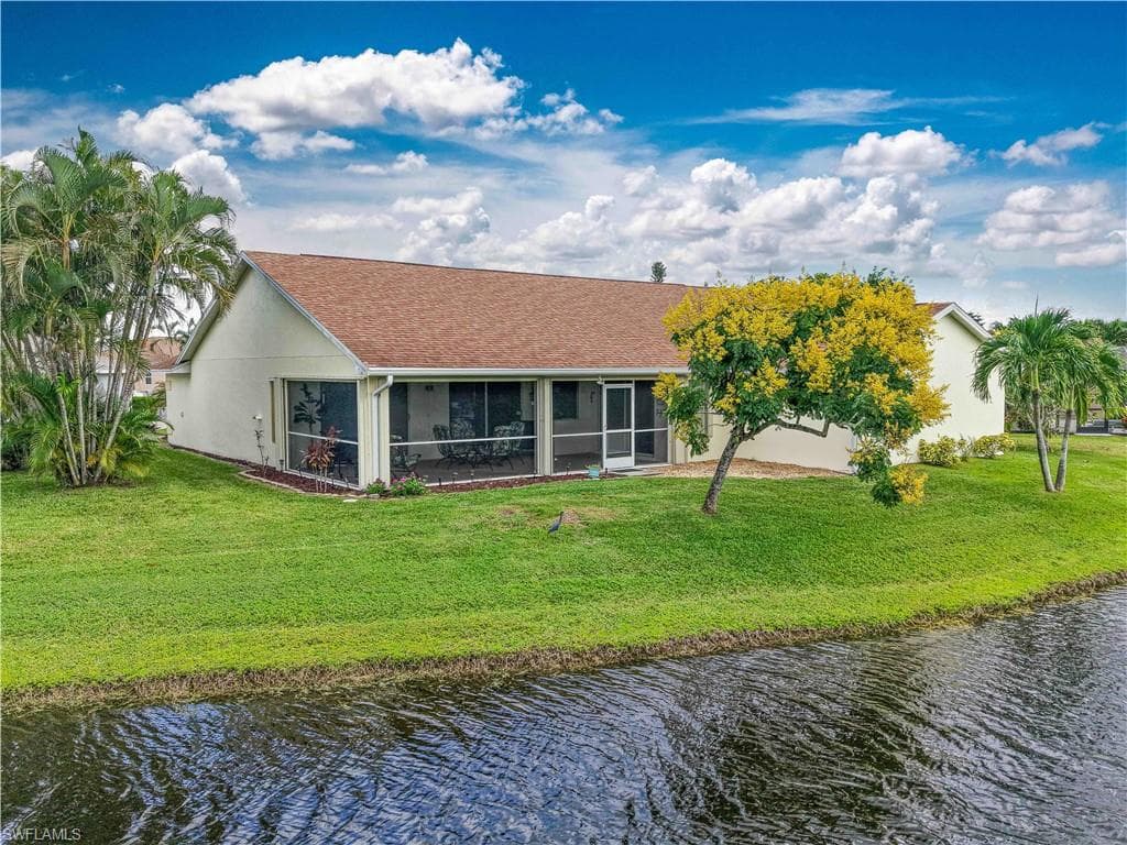 9241 Bramble CT, FORT MYERS FL 33919-2