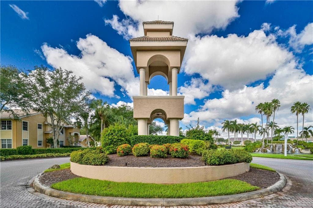 9241 Bramble CT, FORT MYERS FL 33919-39