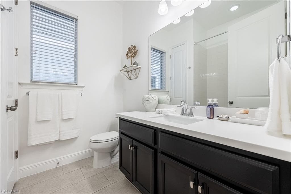 3620 Pilot CIR, NAPLES FL 34120-26