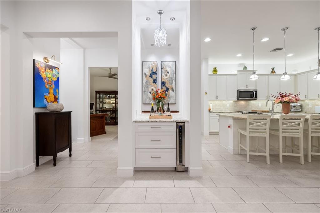 3620 Pilot CIR, NAPLES FL 34120-6