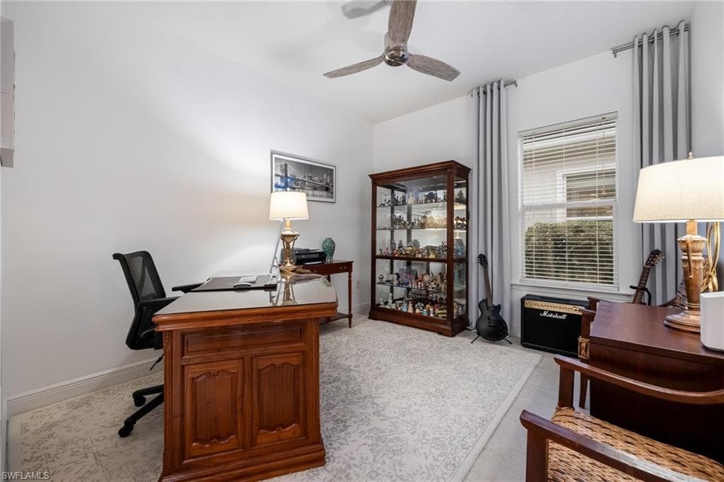 3620 Pilot CIR, NAPLES FL 34120-29