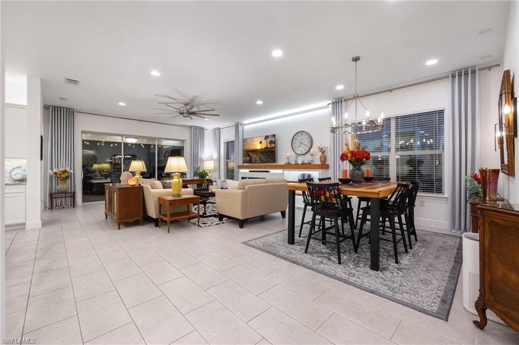 3620 Pilot CIR, NAPLES FL 34120-9