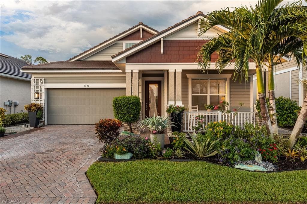 3620 Pilot CIR, NAPLES FL 34120-47