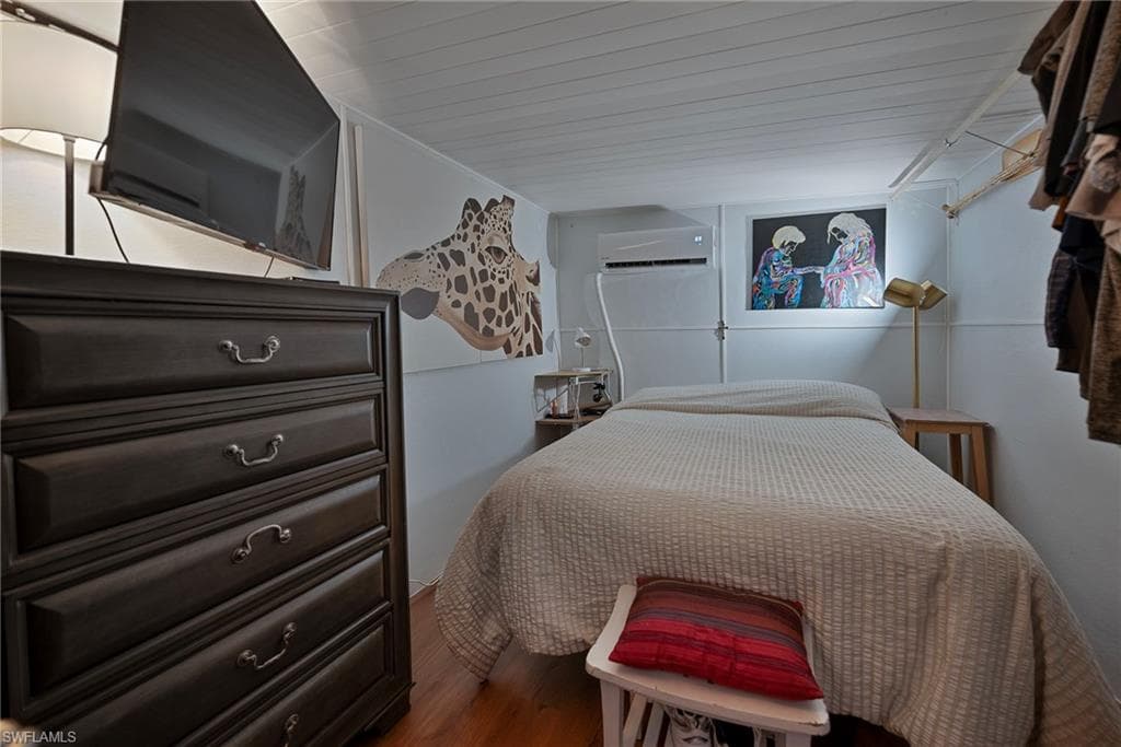 777 Walkerbilt RD # 34, NAPLES FL 34110-12