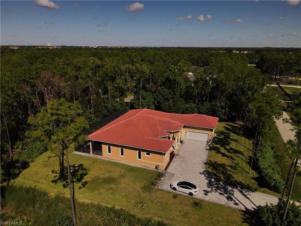 24200 Dietz DR, BONITA SPRINGS FL 34135-35