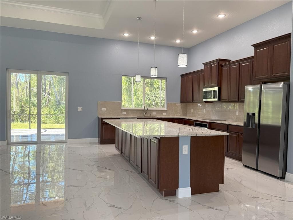 24200 Dietz DR, BONITA SPRINGS FL 34135-9