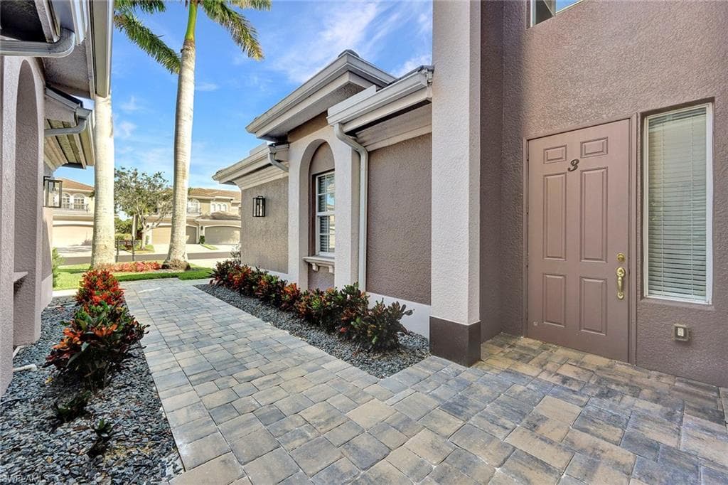 9261 Triana TER # 133, FORT MYERS FL 33912-30